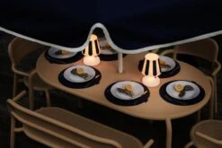 Fatboy Toní Tavolo Pöytä, Sandy Beige -Fatboy Emu Kauppa 22 FATBOY Lighting Moodpicture AH WITHOUT MODEL CLOSE 056 C01