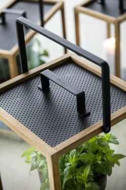 Cane-line Lighthouse Lyhty, Iso, Tiikki - Harmaa -Fatboy Emu Kauppa 5725TAL detail