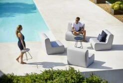 Cane-line On-the-move Pöytä, Pieni, Tummansininen 12 Cane-line On-the-move Pöytä, Pieni, Tummansininen -Fatboy Emu Kauppa 6448MAILSL 5065AB 5062AI