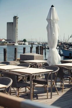 Sika-Design Madeleine Tuoli Käsinojilla, Cappucino -Fatboy Emu Kauppa 9187WHCP Madeleine KertemindeHavn