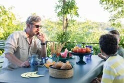 Fermob Bellevie Pöytä, 196 X 90 Cm, Liquorice -Fatboy Emu Kauppa BELLEVIE GRIS ORAGE ENVIE D AILLEURS MONTELIMAR ALBUM2021 AURELIE LECUYER 2 1