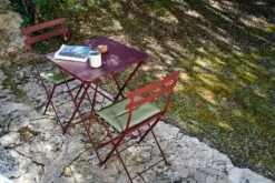 Fermob Bistro Metal Tuoli, 2 Kpl, Black Cherry -Fatboy Emu Kauppa BISTRO CERISE NOIRE BASICS GORDES BCJ23 SEBASTIEN EROME 1