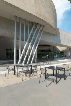 Emu Rio Tuoli, Musta -Fatboy Emu Kauppa EMU CtContract2020 Pag16 C RioR50 1