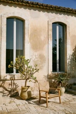 GUBI F-Chair Outdoor Nojatuoli, Luonnonvärinen - Tiikki -Fatboy Emu Kauppa GUBI SICILIA121410220436