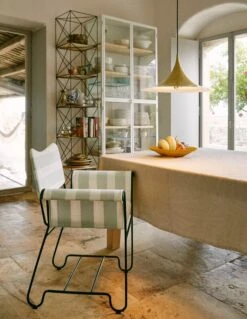 GUBI Tropique Tuoli, Musta - Leslie Stripe 20 -Fatboy Emu Kauppa GUBI SICILIA121410220921 hero