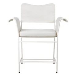 GUBI Tropique Tuoli, Valkoinen - Leslie 06 -Fatboy Emu Kauppa Gubi 2023 FRT Tropique Dining Chair WO Fringes Classic White Leslie Limonta 06