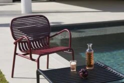 Petite Friture Week-end Matala Pöytä, Musta -Fatboy Emu Kauppa M0740505 M0741001 weekend armchair coffee table burgundy black 28C29Ola Rindal lifestyle HD28129