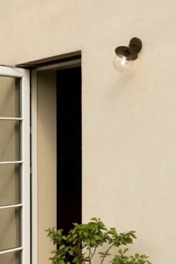 Nuura Liila Outdoor Seinävalaisin, Tumma Pronssi - Kirkas -Fatboy Emu Kauppa NUURA outdoor2971