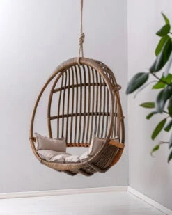 Parolan Rottinki Sirkka Riippukeinu, 2023, Antiikinruskea -Fatboy Emu Kauppa Parolan Vuosikerta Klassikko Sirkka antiikinruskea pehmuste beige