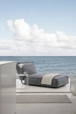 Blomus Stay Day Bed, S, Stone -Fatboy Emu Kauppa blomus 4769 STAY ANI LAMP FERA RO CARO LITO